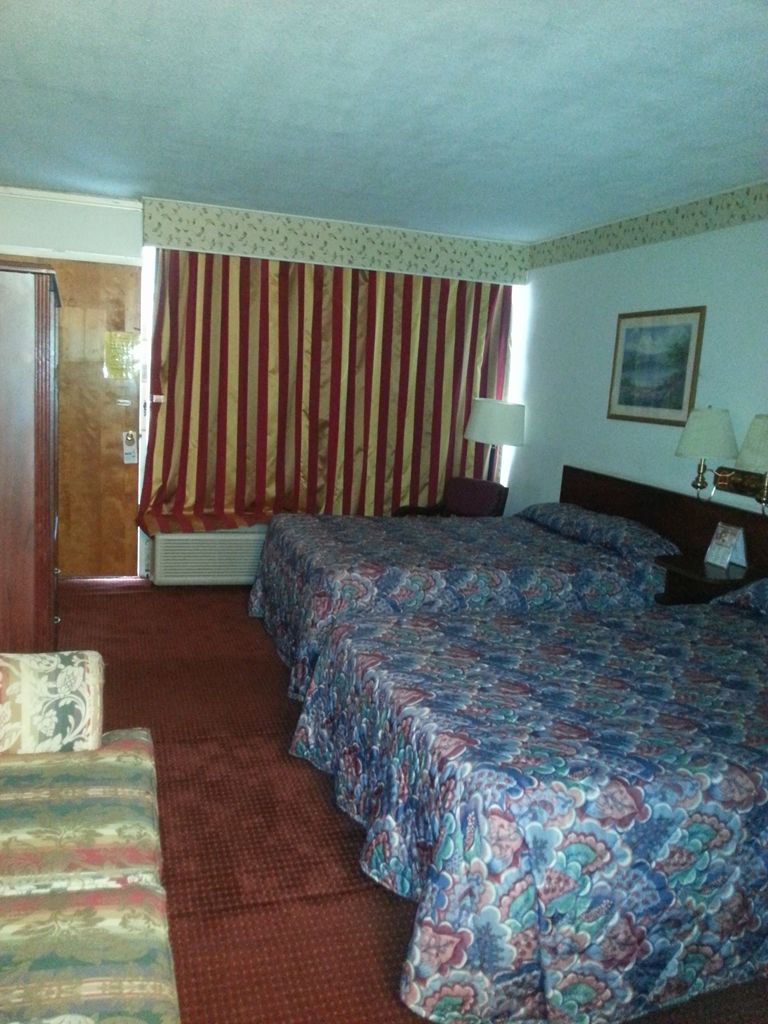 Holiday Lodge Virginia Pearisburg Стая снимка