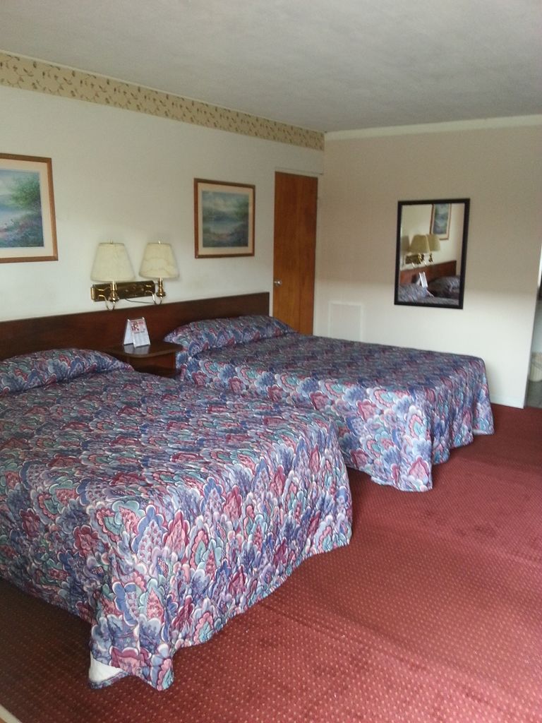 Holiday Lodge Virginia Pearisburg Стая снимка