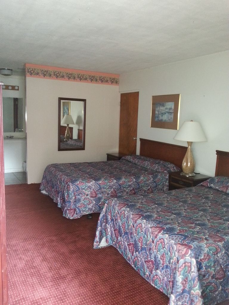 Holiday Lodge Virginia Pearisburg Стая снимка